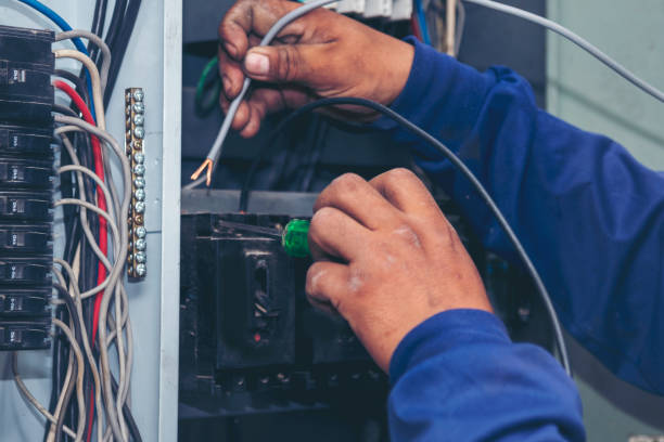 Best Affordable Emergency Electrician  in Crystal River, FL